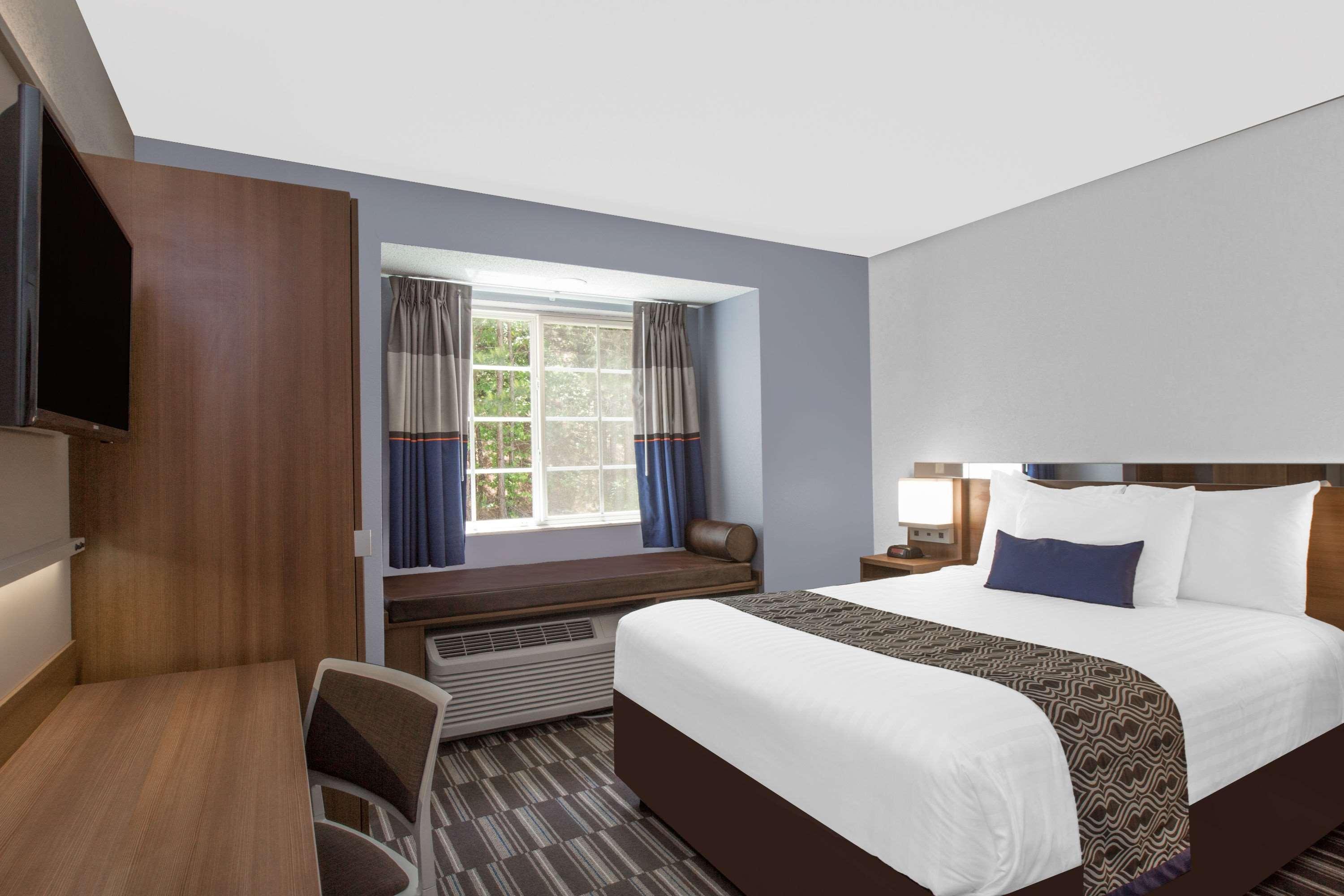 Microtel Inn & Suites By Wyndham Gardendale Esterno foto