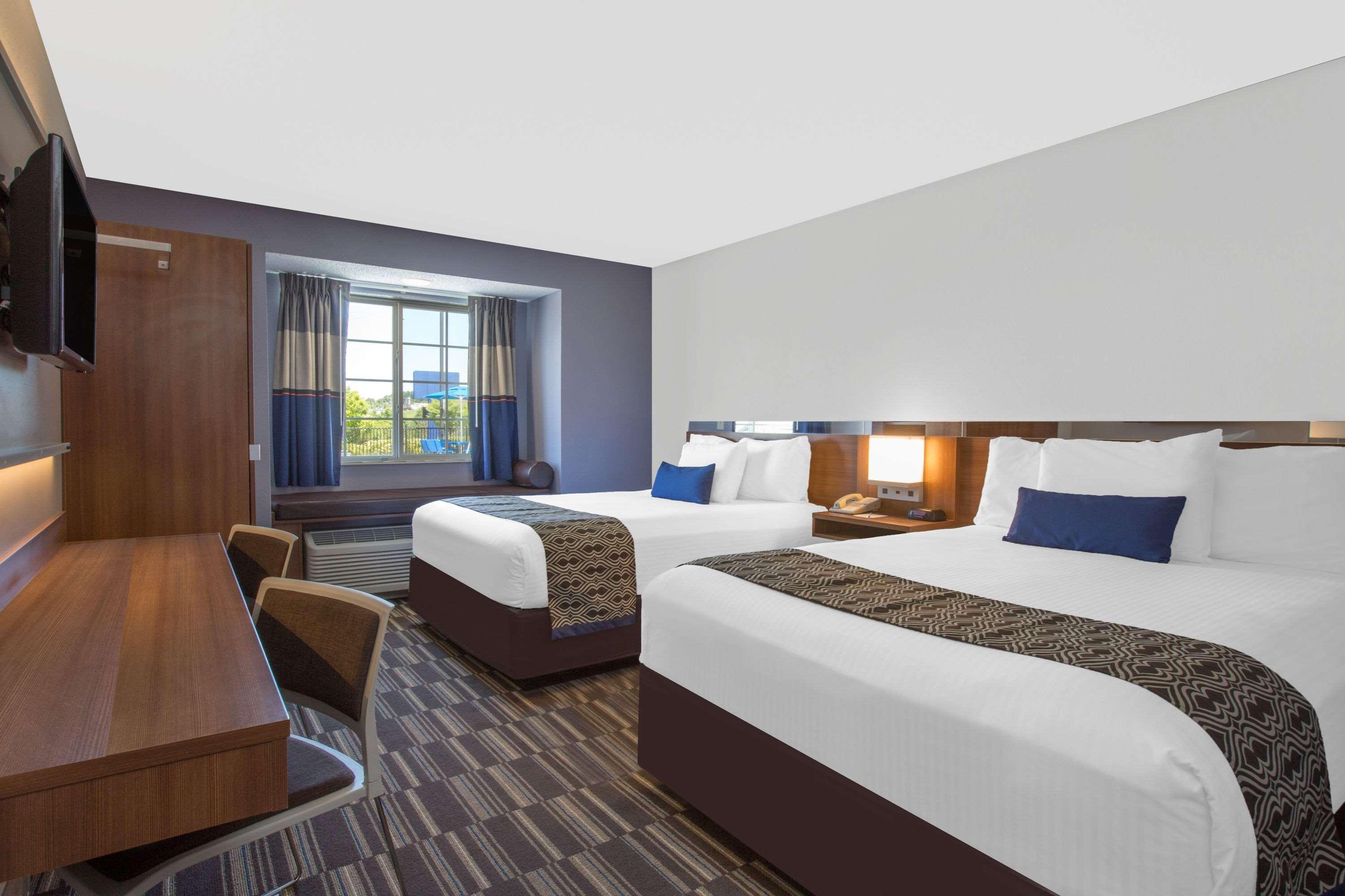 Microtel Inn & Suites By Wyndham Gardendale Esterno foto