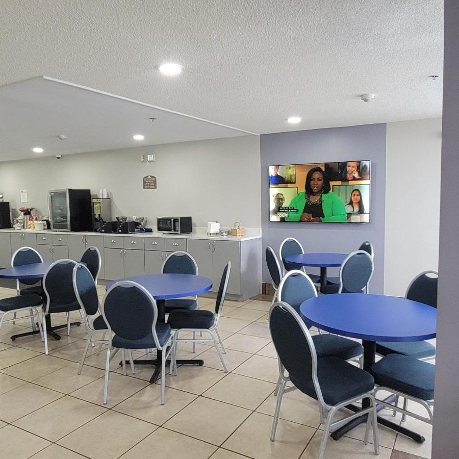 Microtel Inn & Suites By Wyndham Gardendale Esterno foto